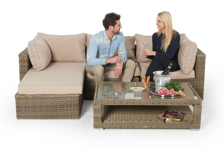 Rattan Gartenlounge Alicia aus rundem Rattan